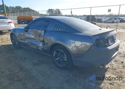 2014 Ford Mustang V6 from USA, damaged, VIN 1ZVBP8AM4E5325018